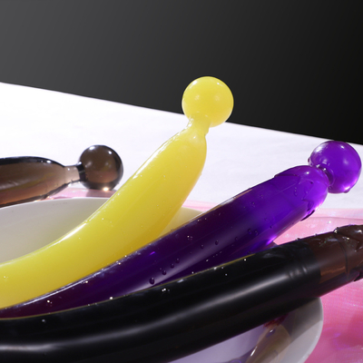 Игрушки секса Massager клитора влагалища штепсельной вилки горячих фаллоимитаторов овоща плода продажи кристаллических анальные для женской мастурбации